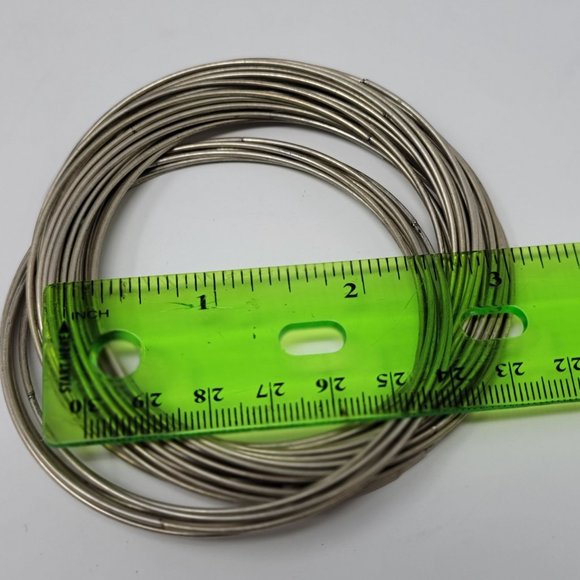 Intertwining multiple metal silver look bangle - Picture 4 of 6